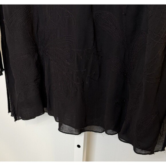 Chico’s Size 1 Black Sheer Embroidered Tunic Blouse Boho Long Sleeve Overlay Top - Picture 8 of 9
